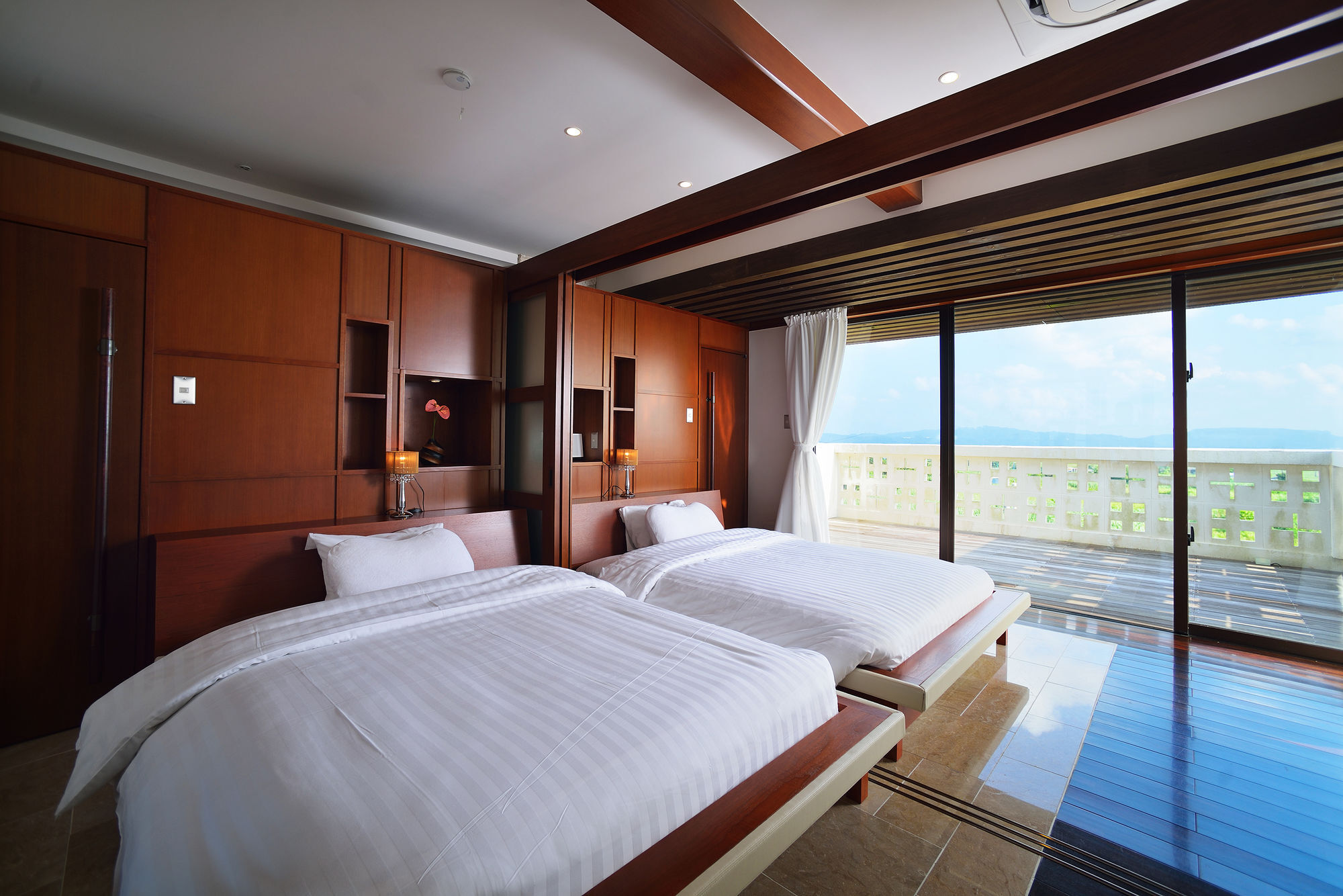 One Suite Hotel And Resort Kouri Island 今帰仁村 エクステリア 写真